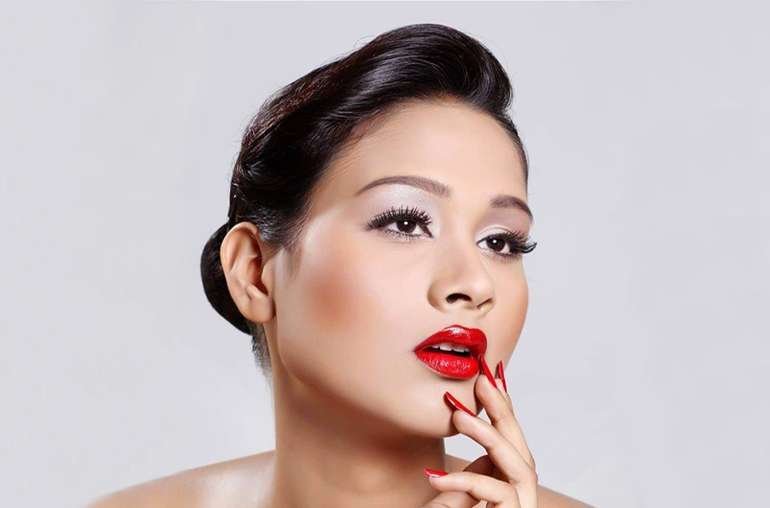 Glamour Retouching photo after professional editing
